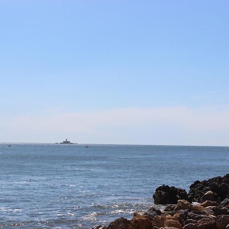 Encosta'S Beach Paco de Arcos Luaran gambar